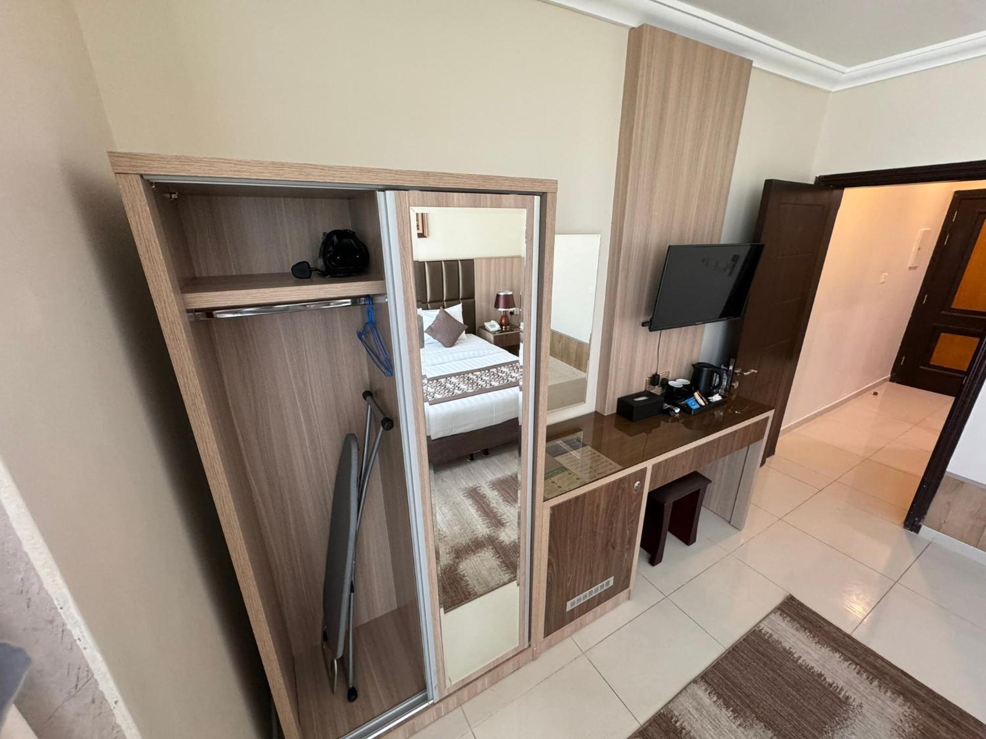 Primotel Suites As Salamah Jeddah Eksteriør billede