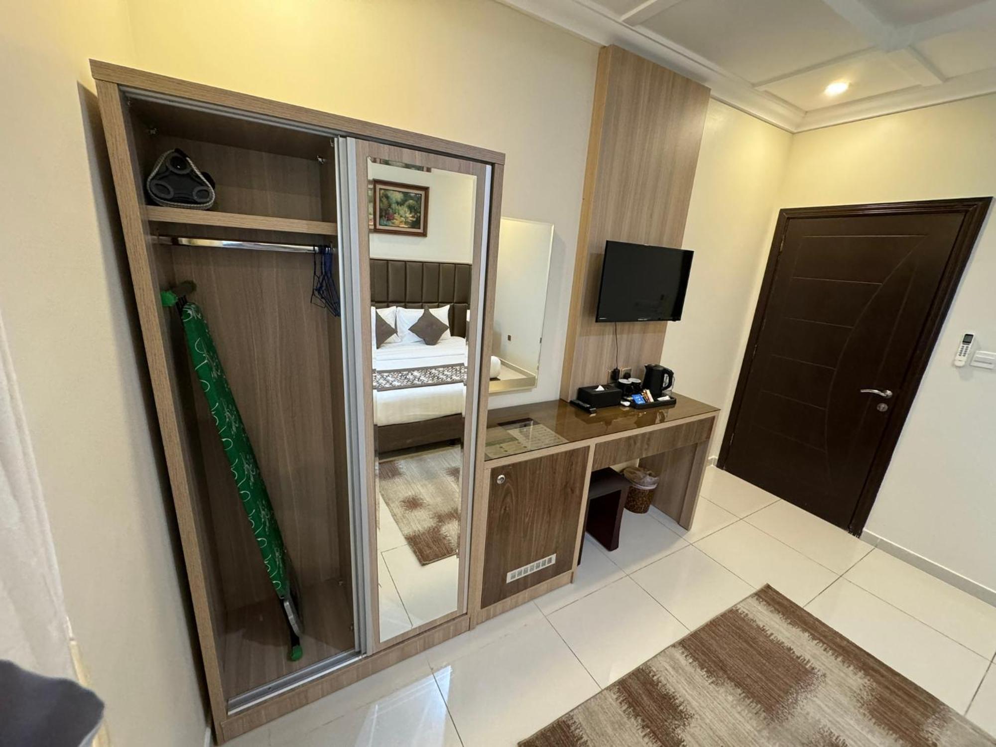 Primotel Suites As Salamah Jeddah Eksteriør billede